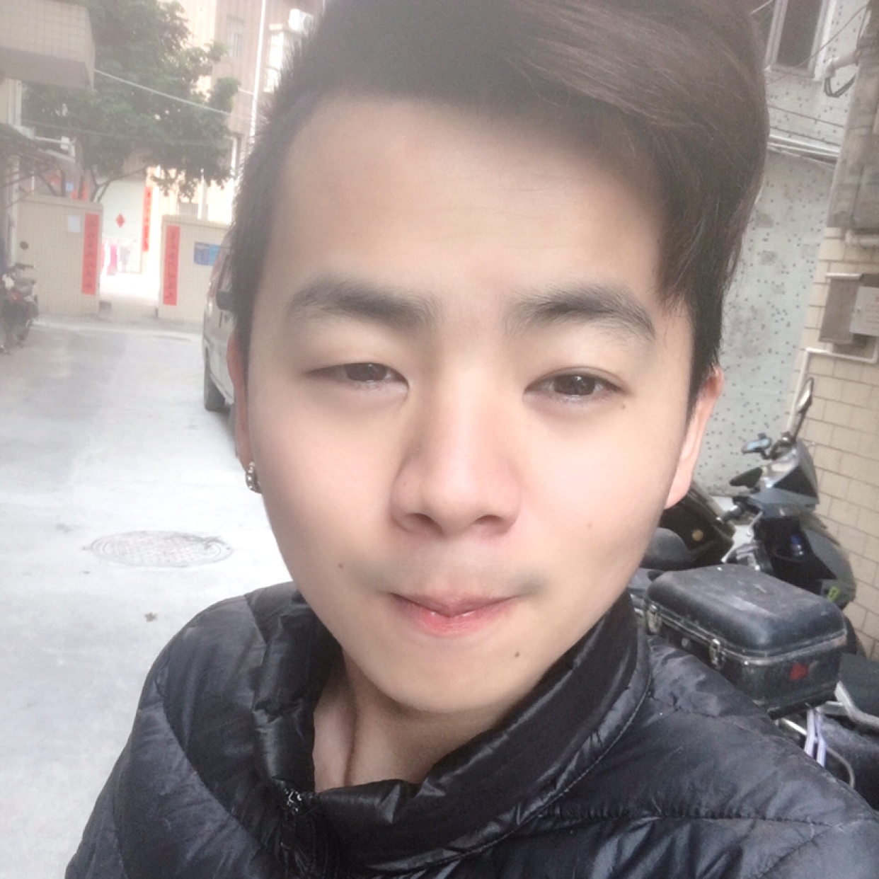 精明爱恋天寂的照片
