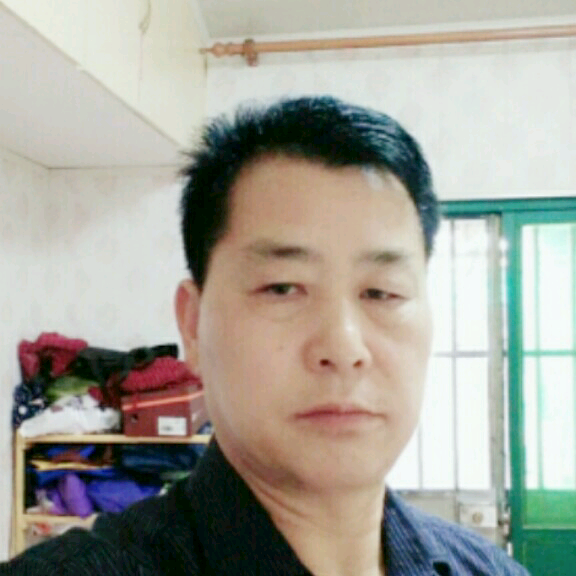 闪闪回首诺言的照片