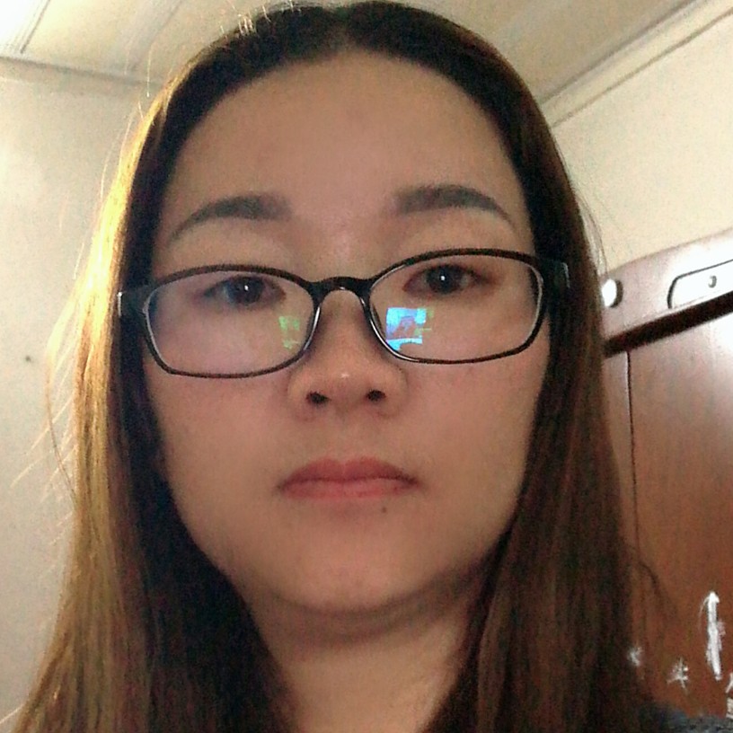 称心黑猫的照片