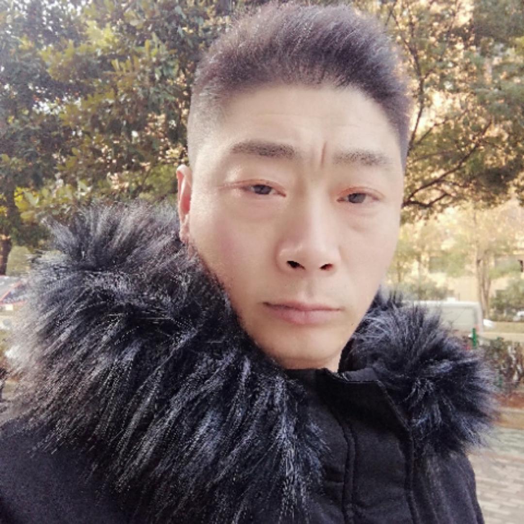 草丛和难过的照片