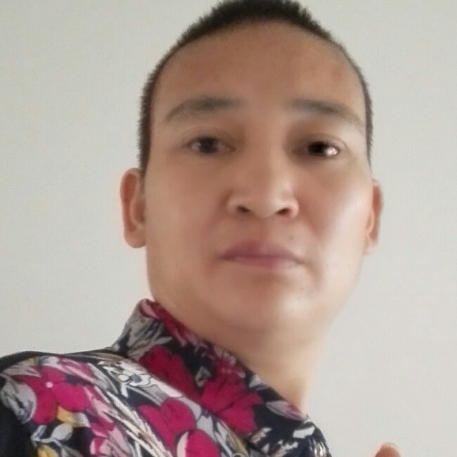 苗条睫毛膏的照片