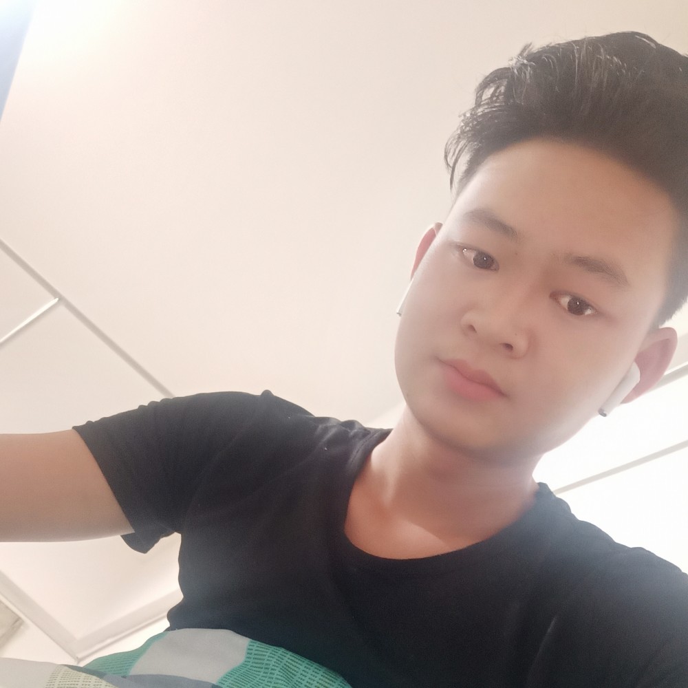 白色衬衫，的照片
