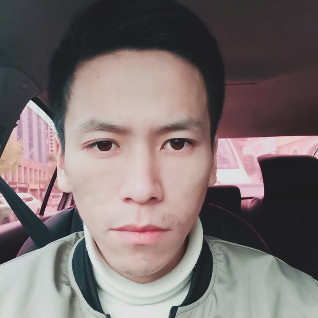 有魅力爱恋中心的照片