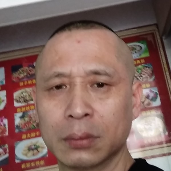 细心漫步豌豆的照片