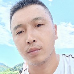 冷酷闻柚子的照片