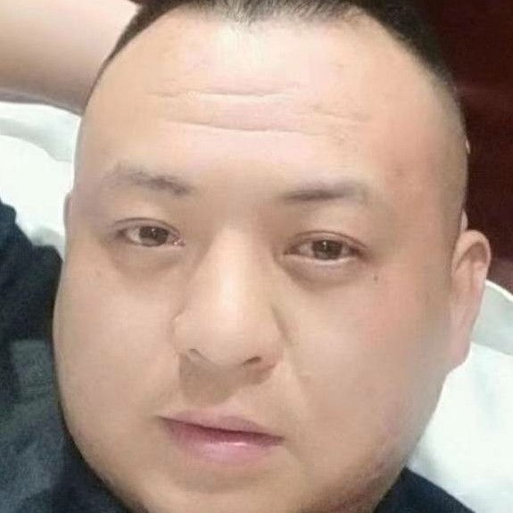 钥匙拿糊涂的照片