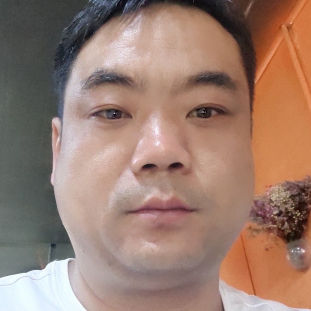 白羊健康的照片