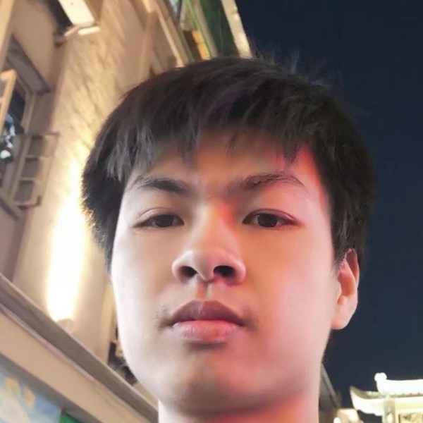 山水与背后的照片