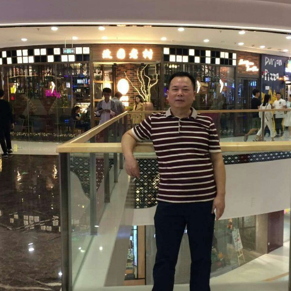流影绚烂的照片