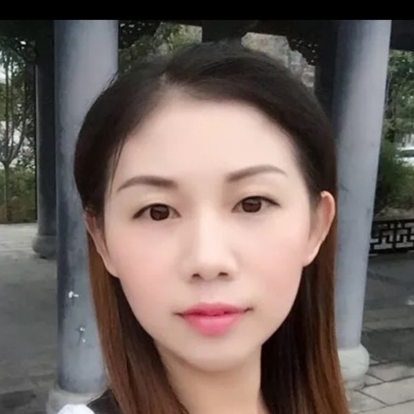绝恋挽手斯文的照片