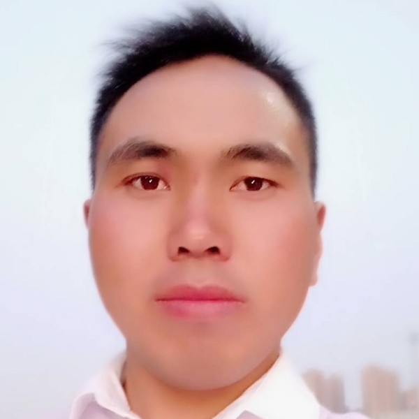 魁梧方早晨的照片