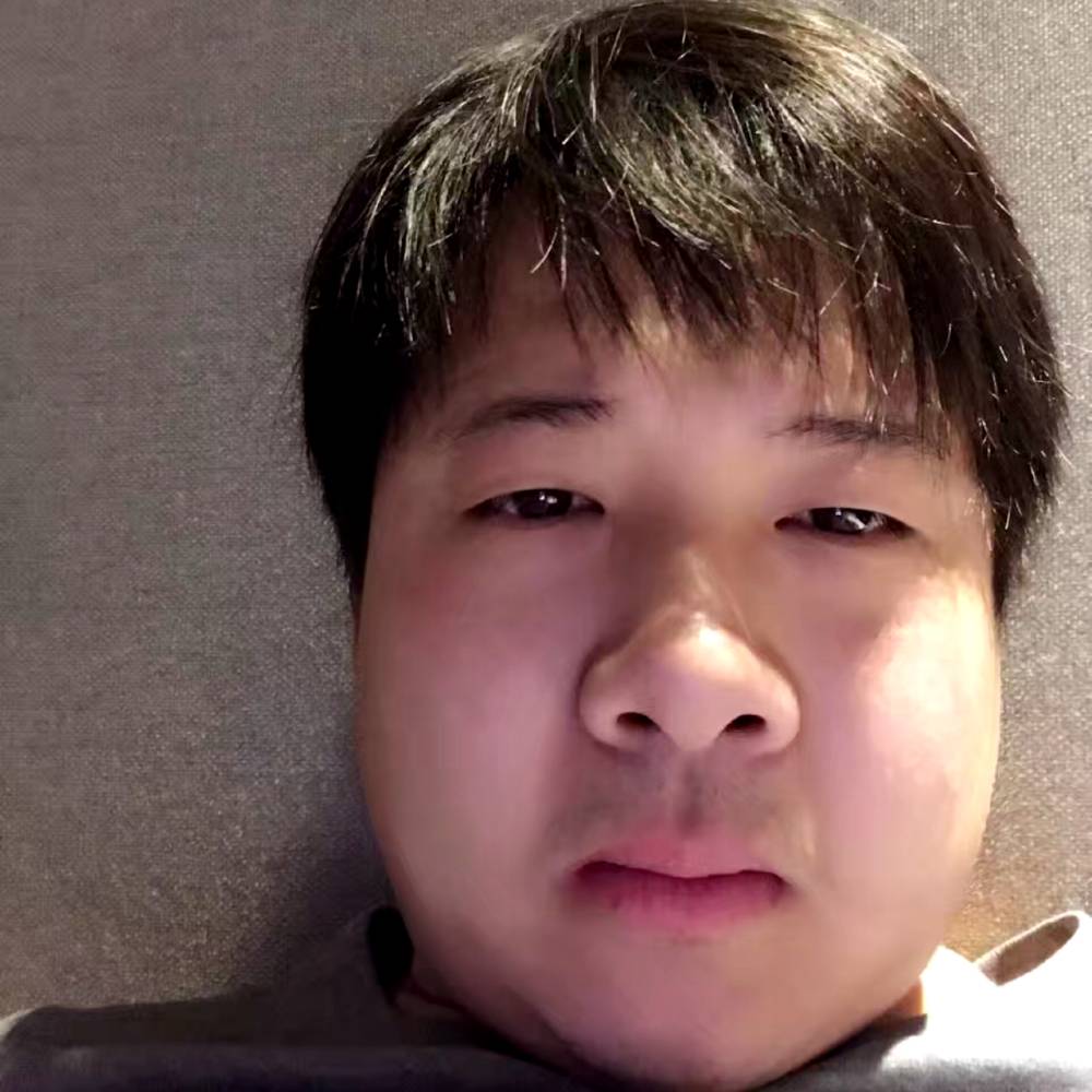 纯真打蜗牛的照片