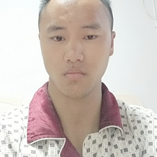 龙雷的照片