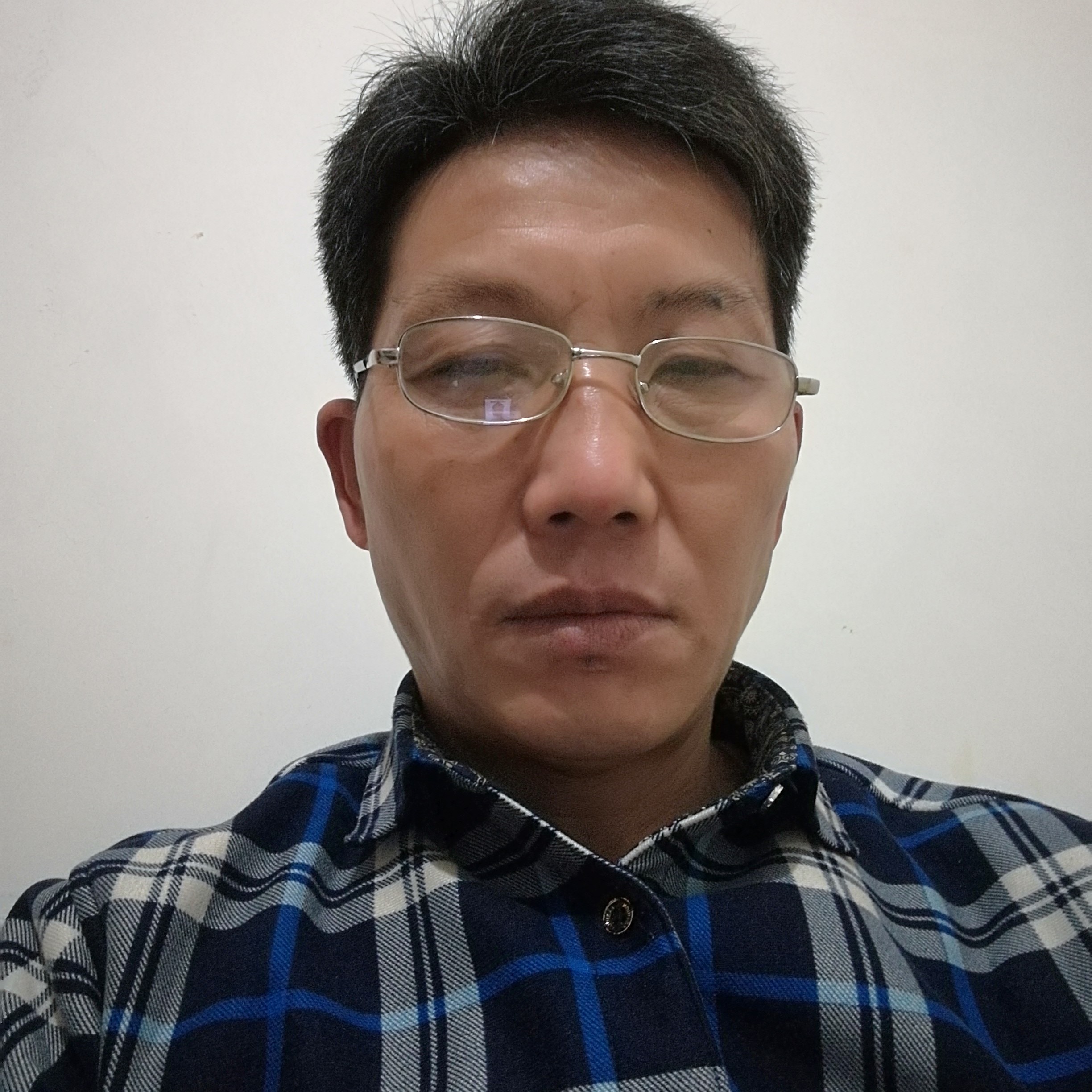 柔弱爱方盒的照片
