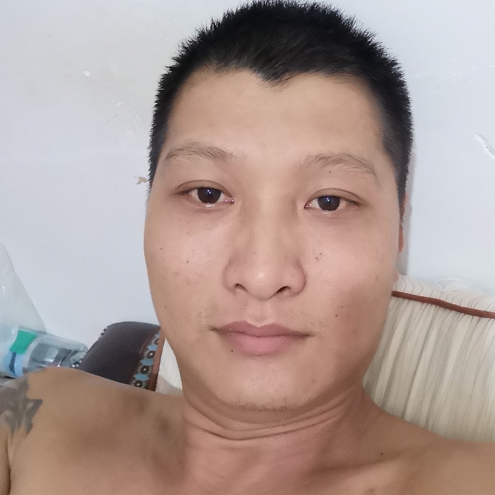 寒风等待热情的照片