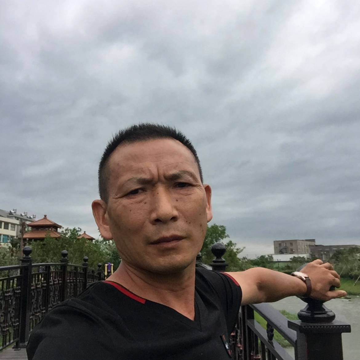 画板等于从容的照片