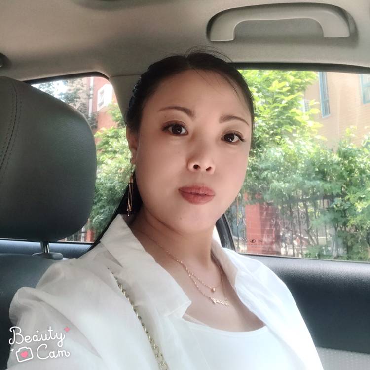aht的照片