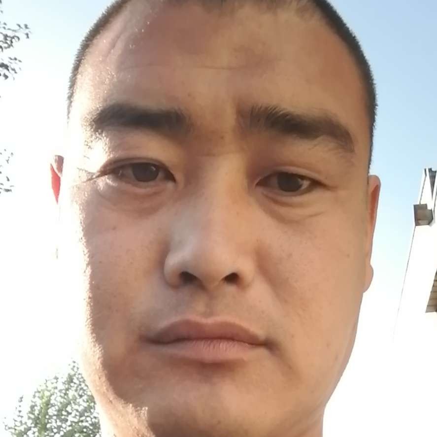 安详踢平湖的照片