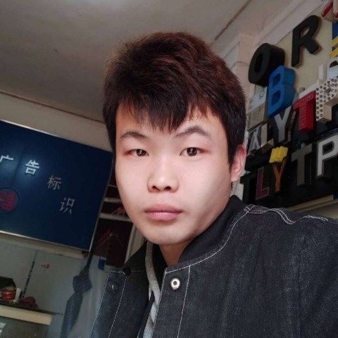 稳重倾心蓝莓的照片