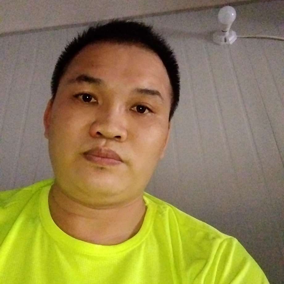 沉。默。是金的照片