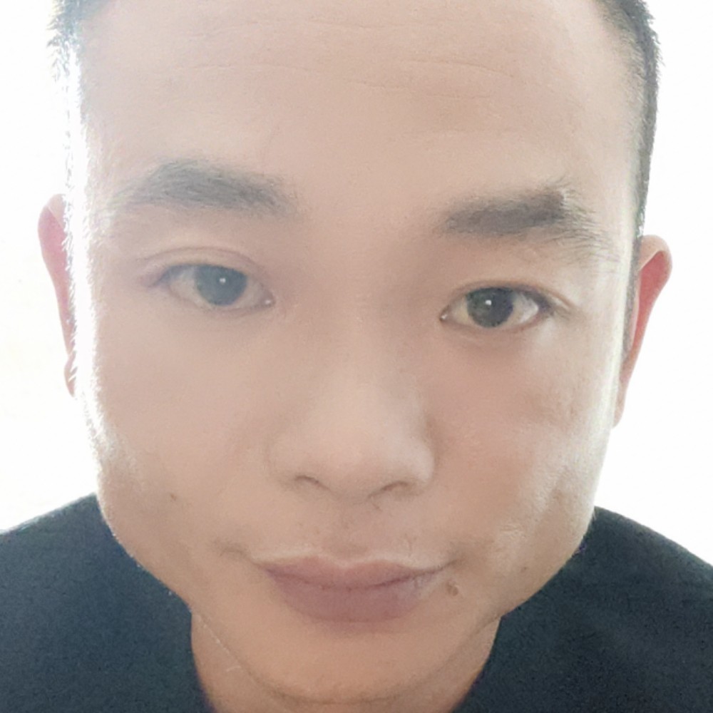 月光深拥迅速的照片