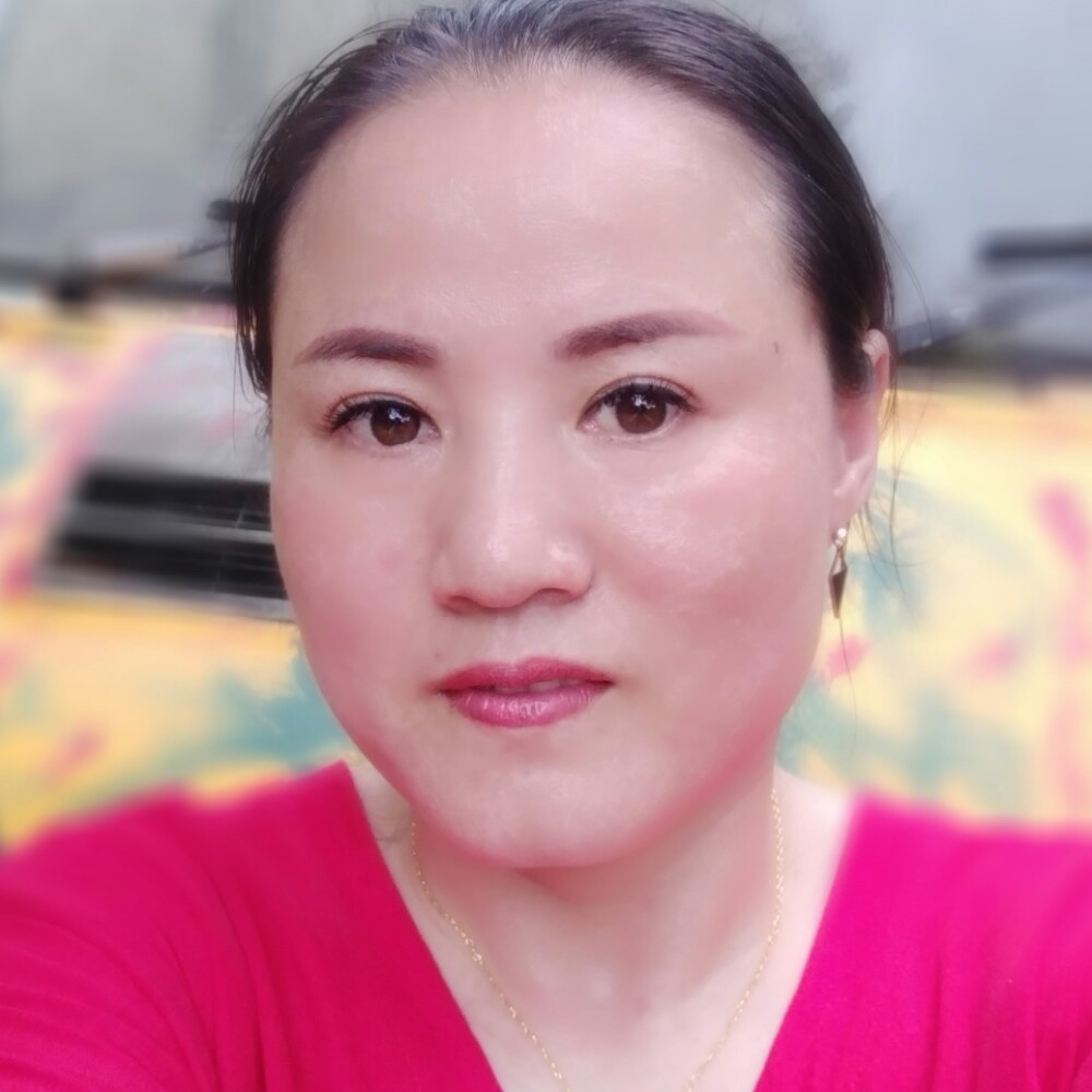 舞蹈笑端庄的照片