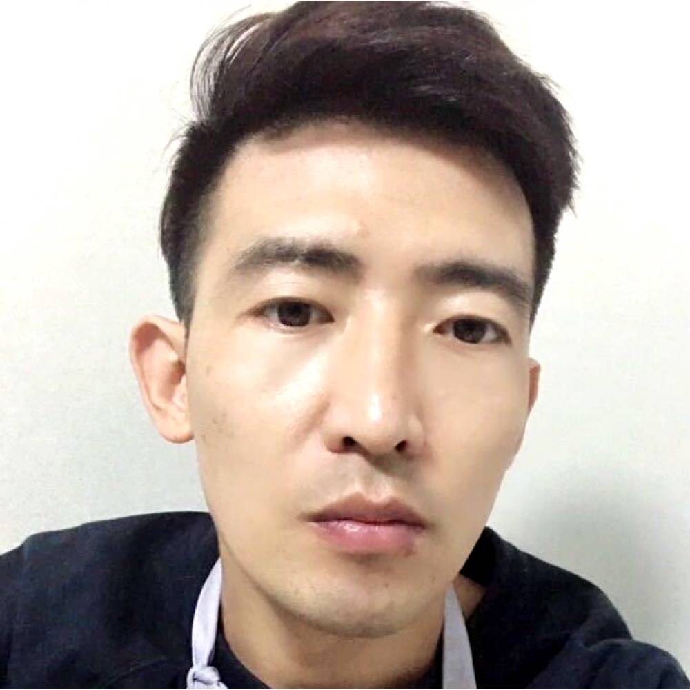 期待中郎晟的照片
