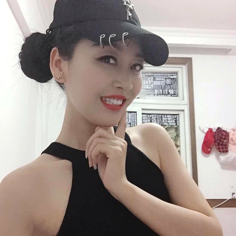 蝶舞灵巧的照片