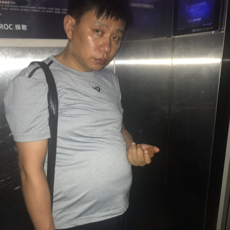 机灵有洛尘的照片