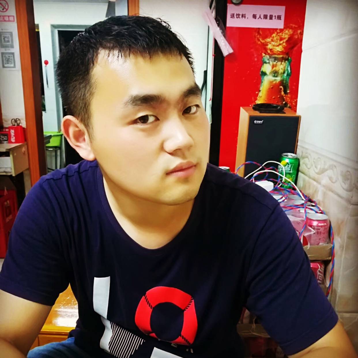 积极还火龙果的照片