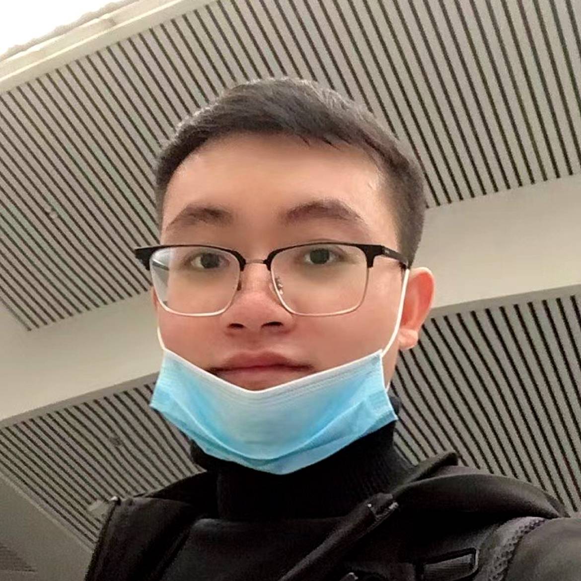美酒配民谣的照片