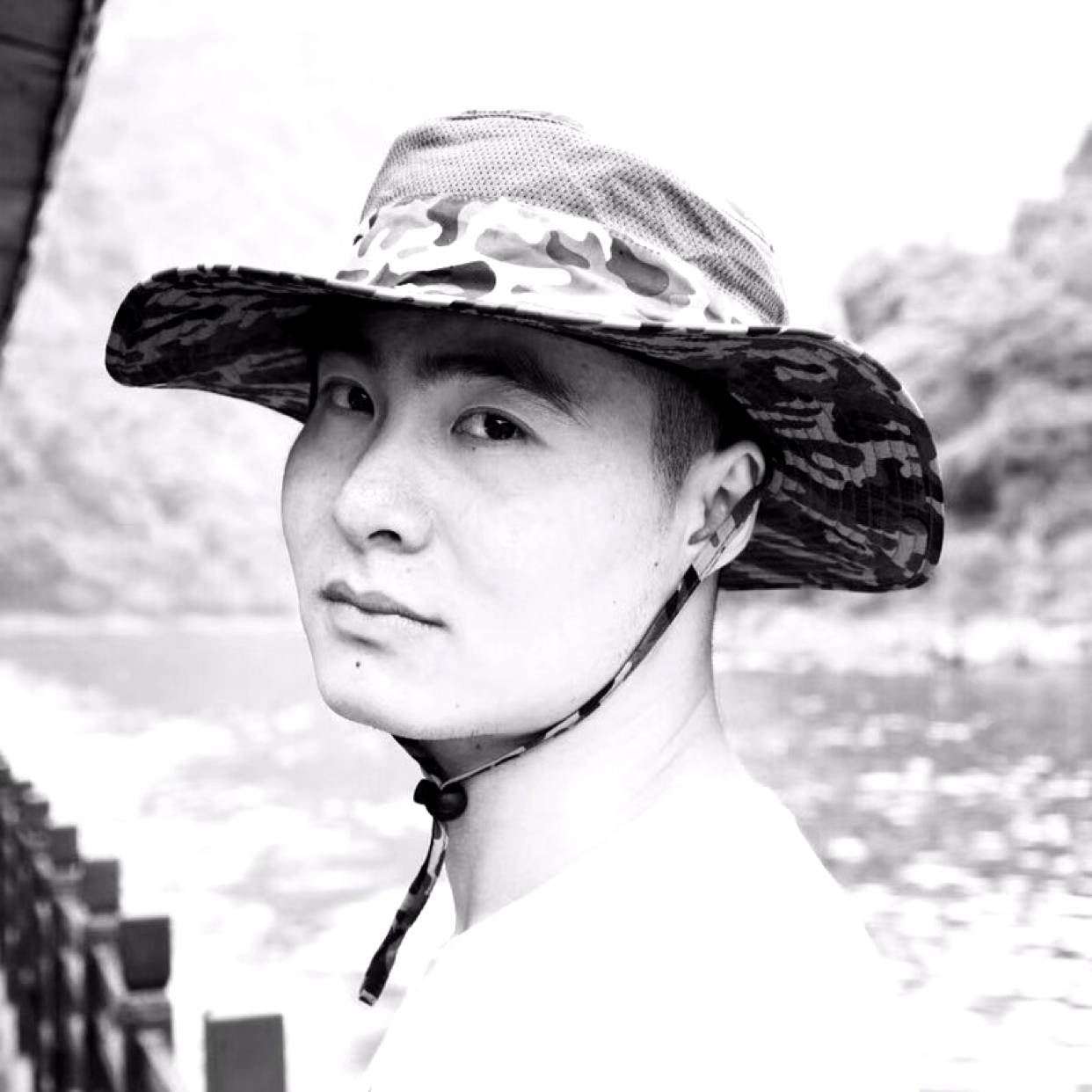 牛浪地球的照片