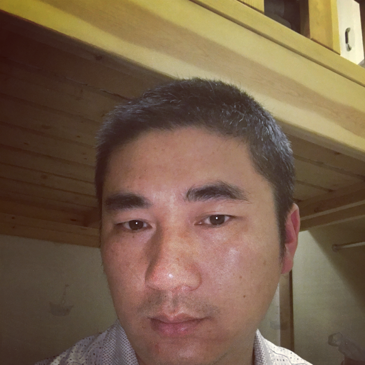 俊逸橘子的照片