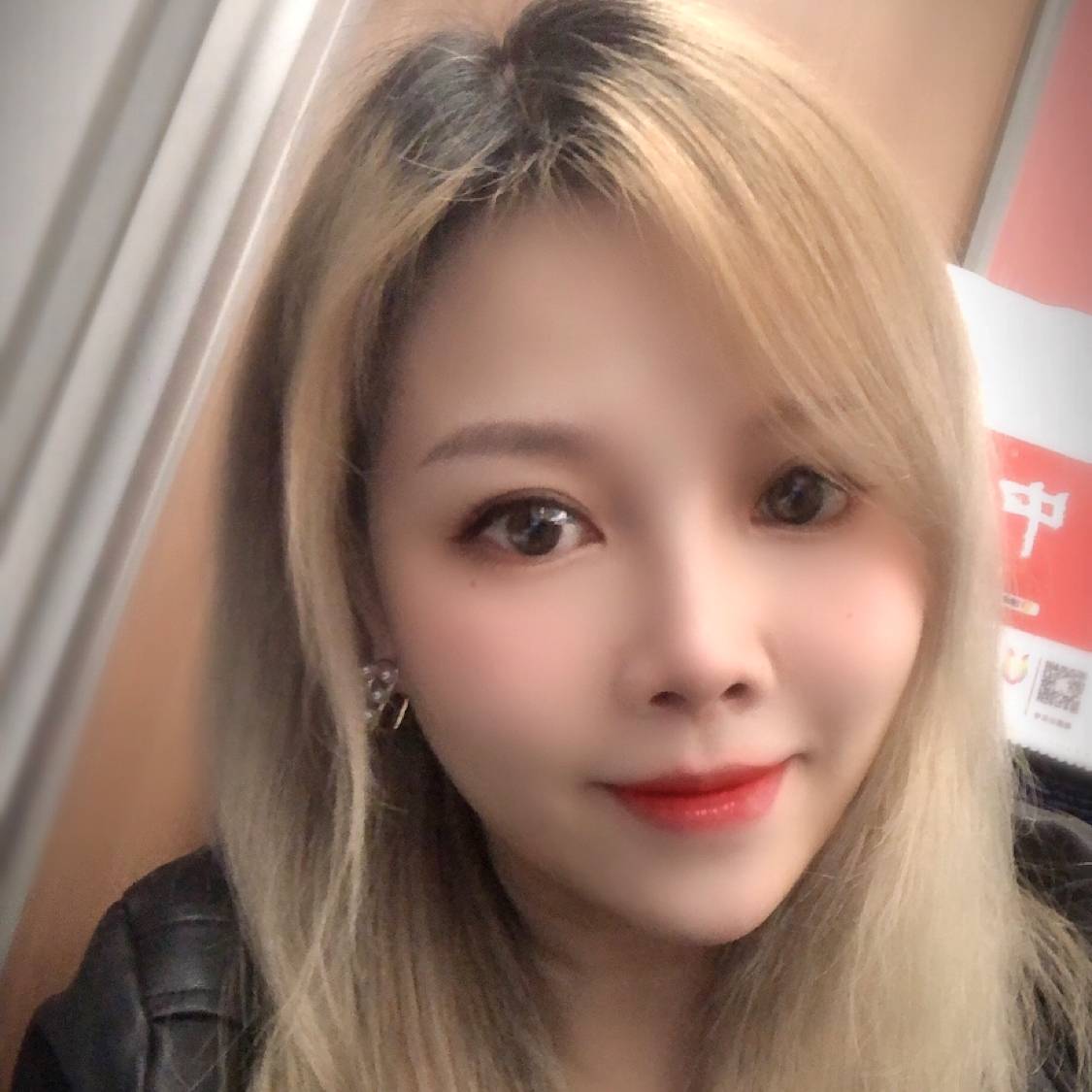 尹俞的照片