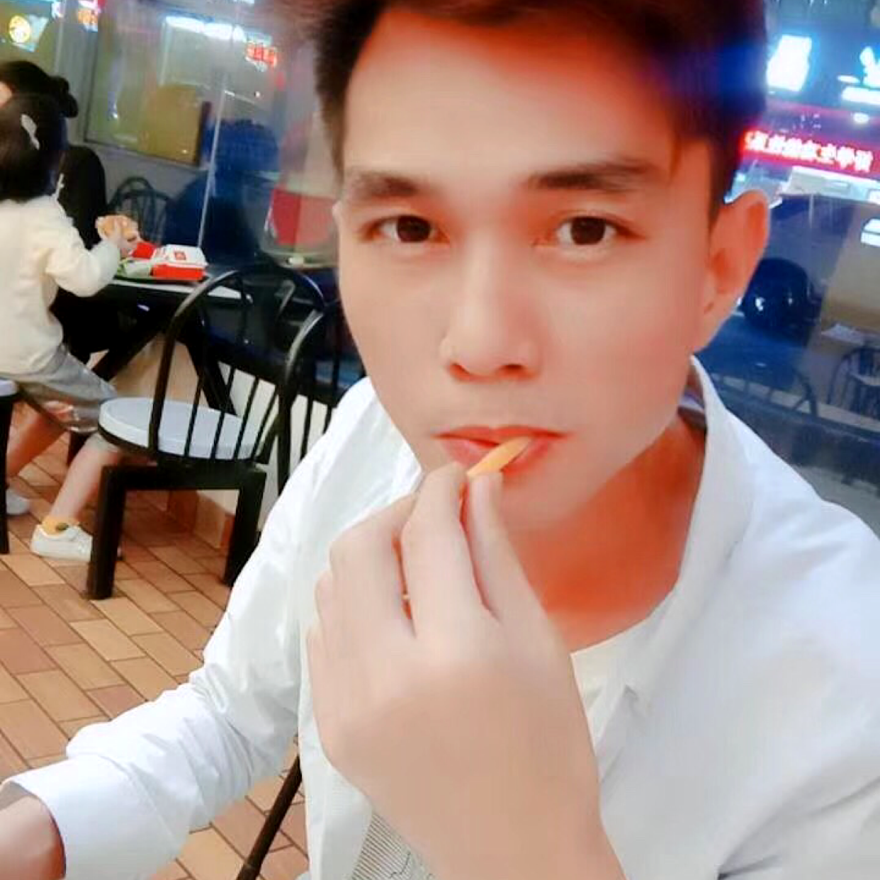 泪雨发嗲的照片