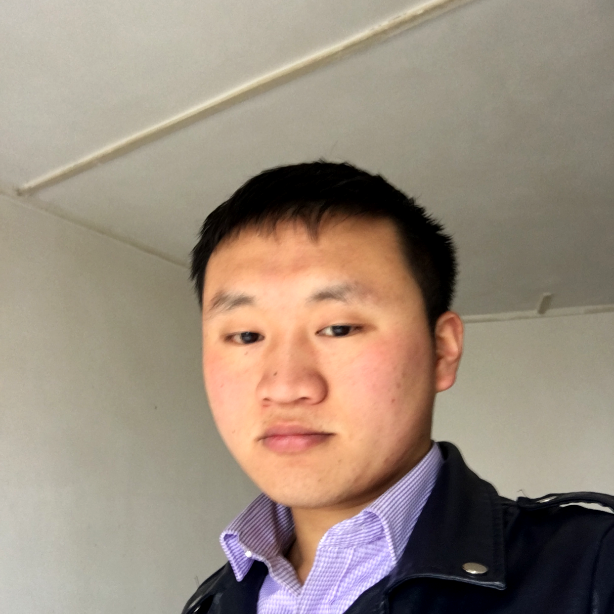 红尘等于平常的照片