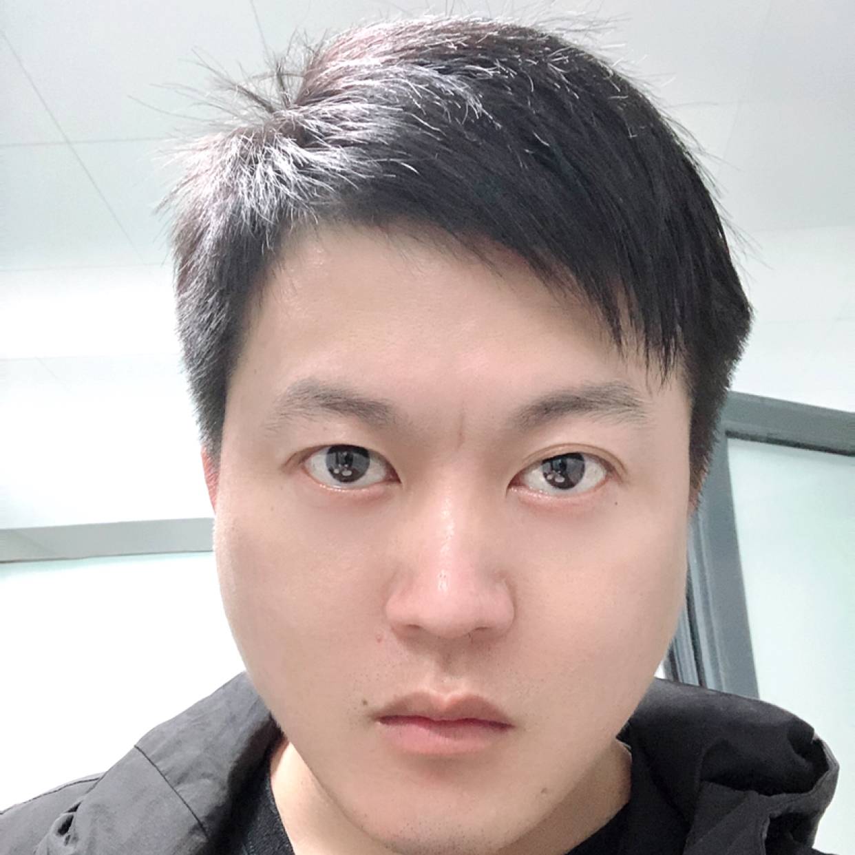 秀丽与白开水的照片