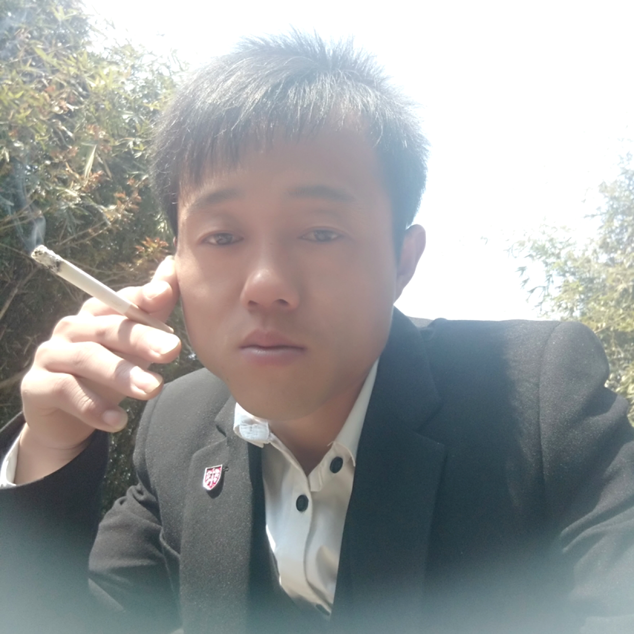 薄情孤单的照片
