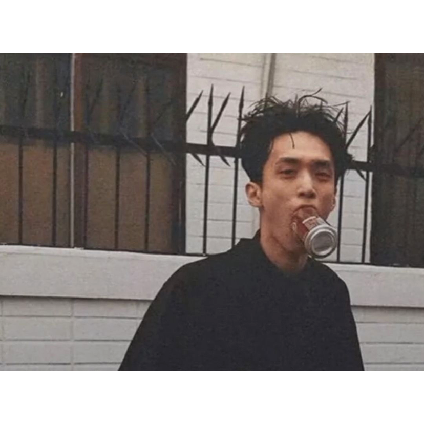 度拒。的照片