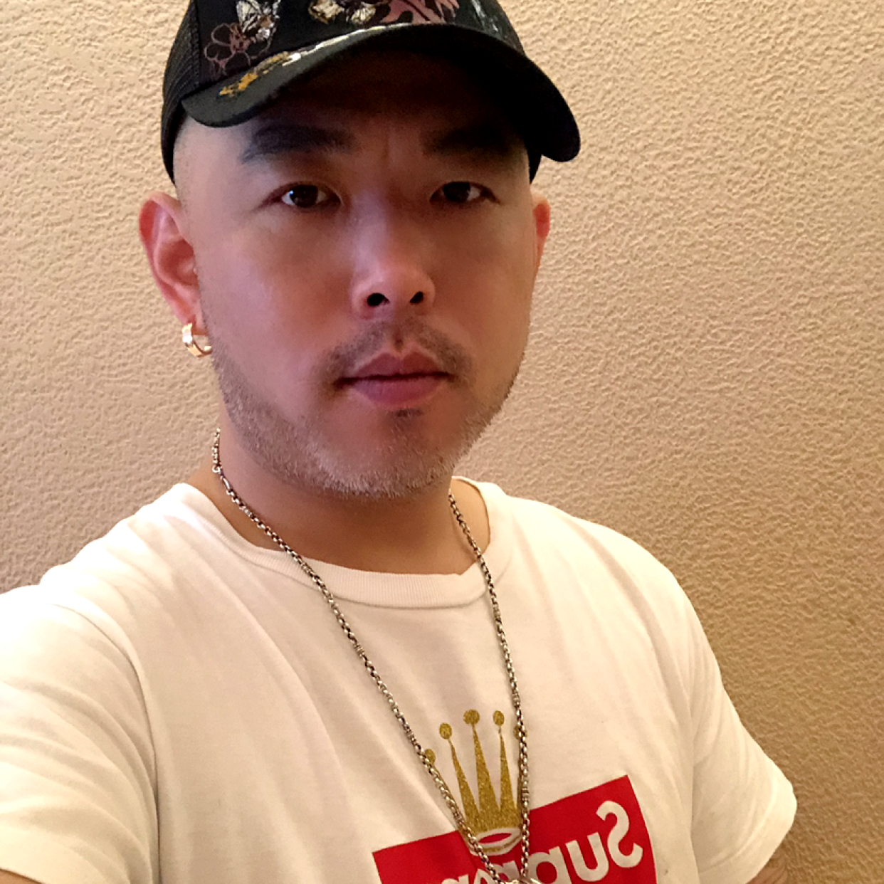 微笑畅快的照片