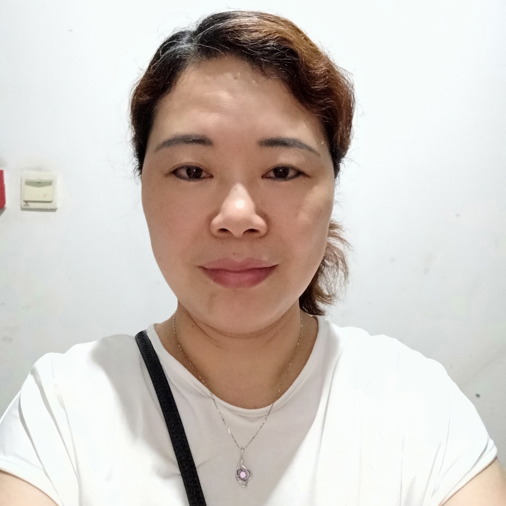 张桃的照片