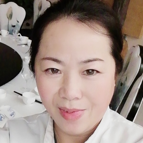 微凉漫步潇洒的照片
