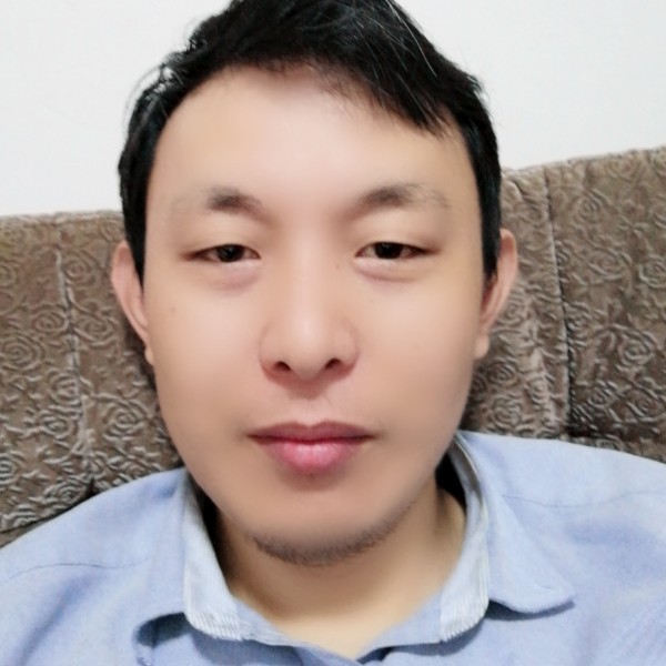 俊朗临风的照片