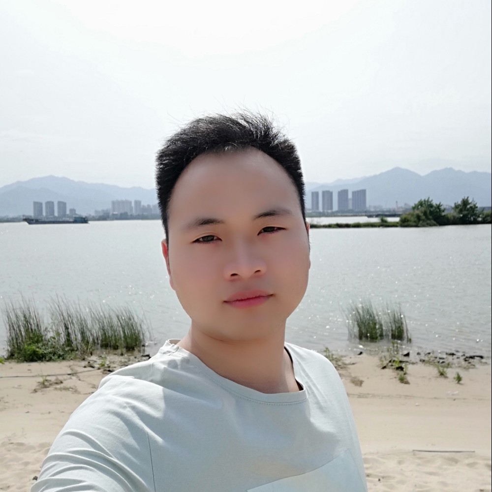 春华沉默的照片