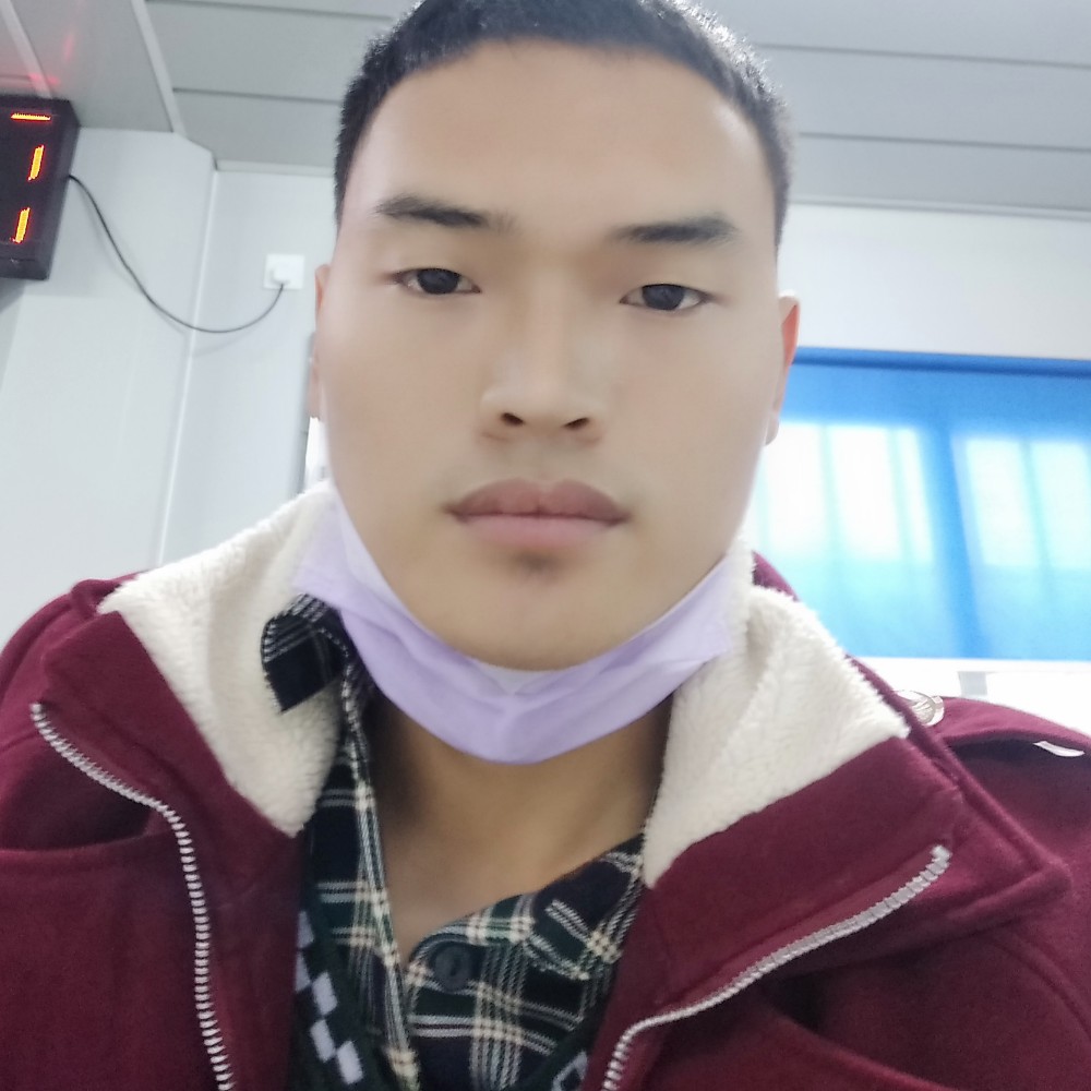 晨阳凝眸暴躁的照片