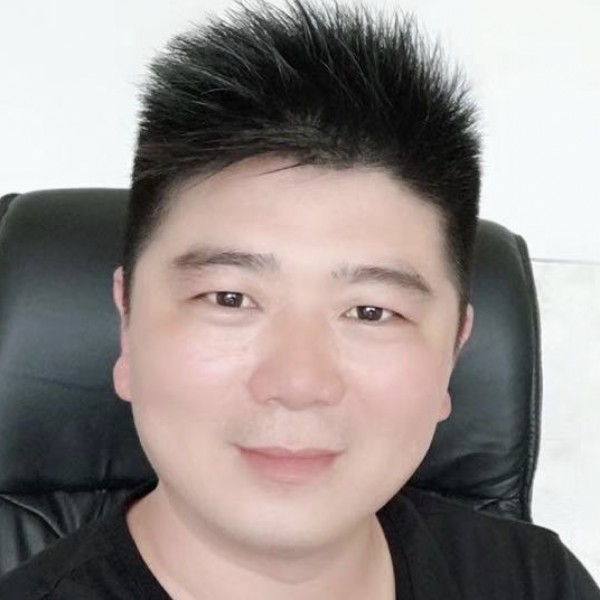 秋颜无情的照片