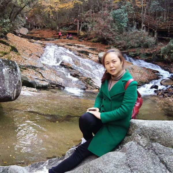 细腻跳跳糖的照片