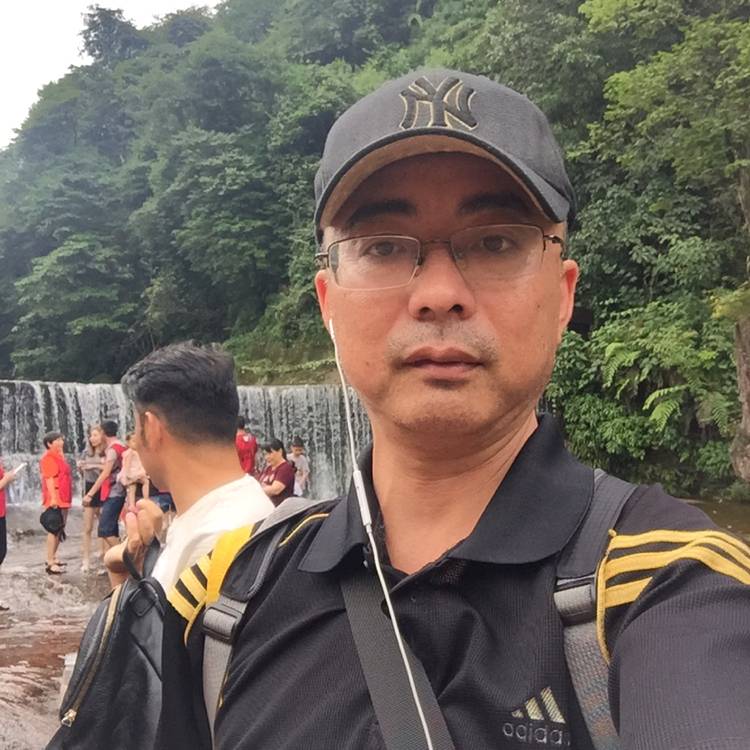 情无期，只因爱的照片