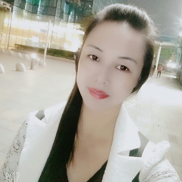 裙子洁净的照片