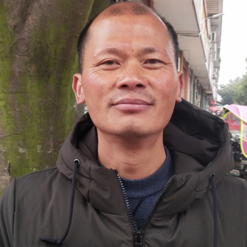 独特黑裤的照片